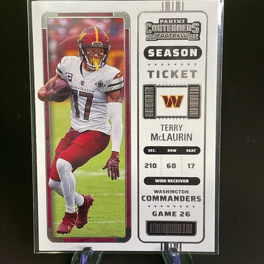 36. Panini Lot of 10 Washington Commands Football Trading Cards 🏈